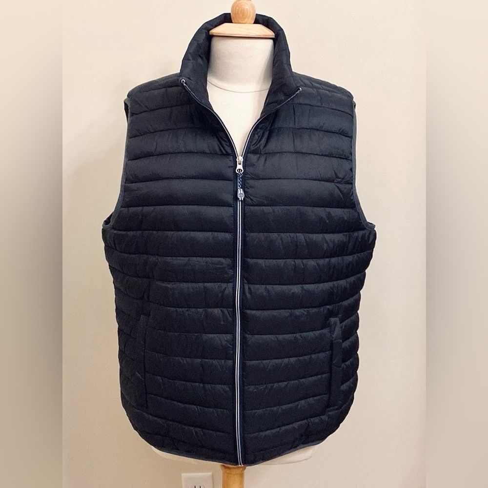 IZOD Men’s Black SZ L Gorpcore Advantage Performance Nylon Quilted Puffer Vest